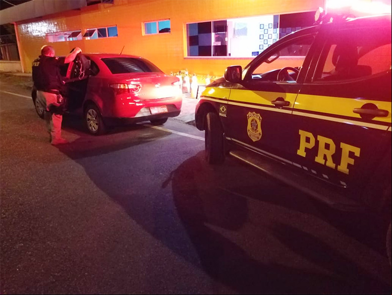 taxista sequestrado e amarrado em Piripiri